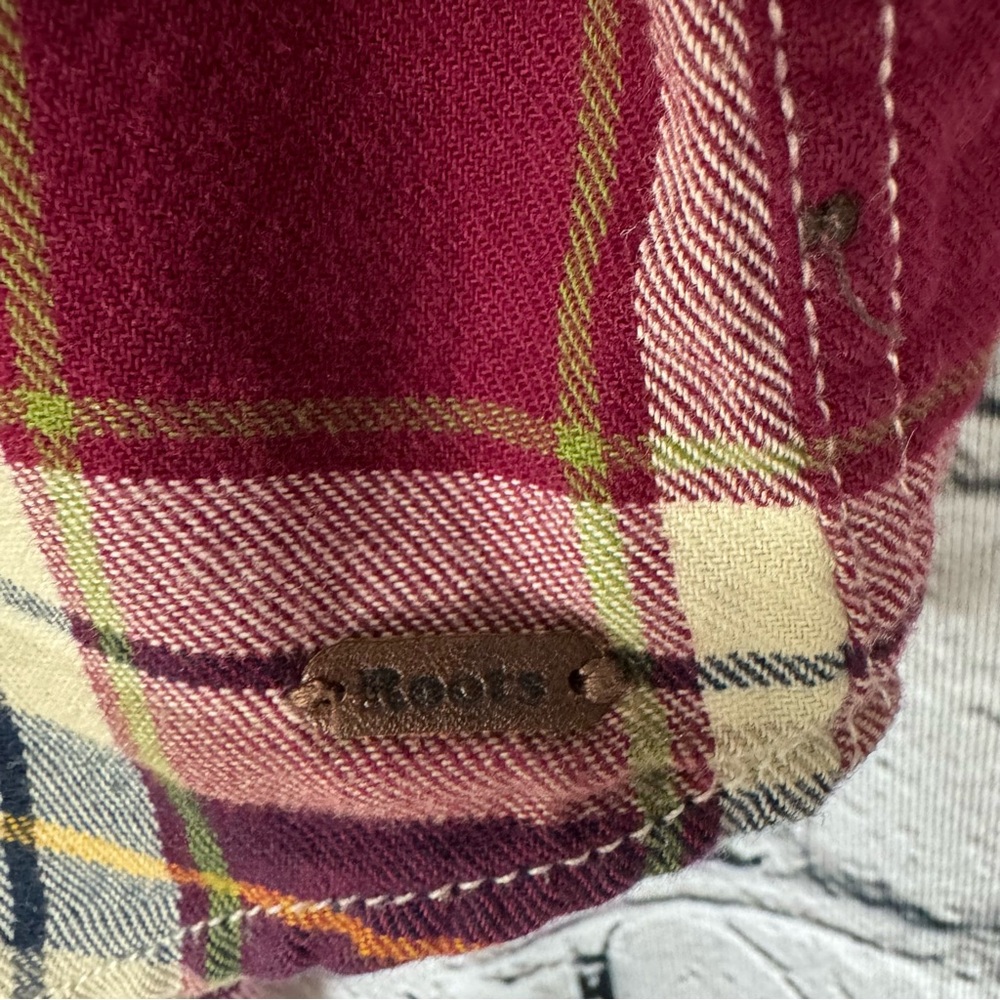 Roots Red Cream Navy Plaid Women’s Flannel Shirt 100% Cotton Cabincore Sz Medium - Picture 4 of 12
